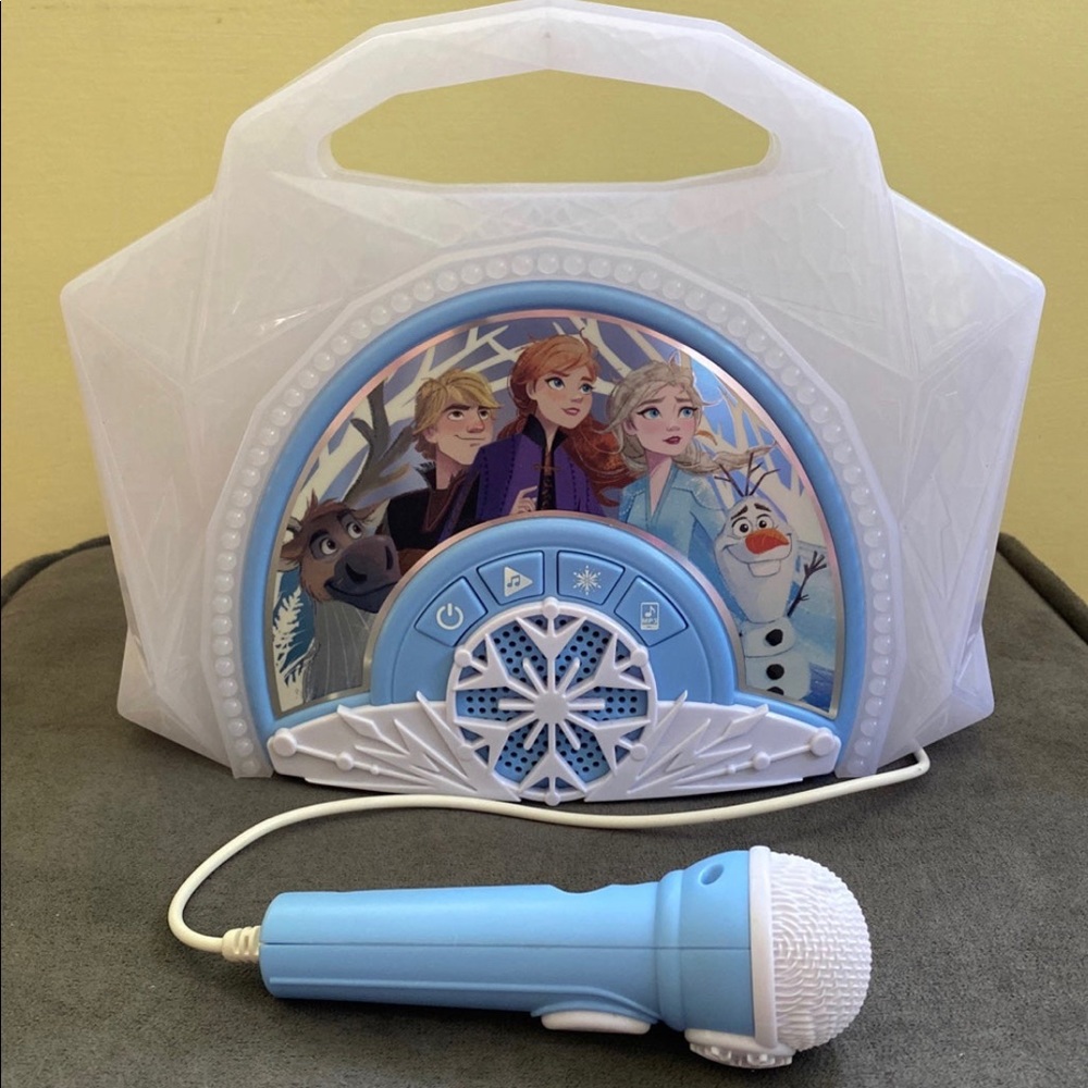 Disney Frozen Sing Along Boombox & Karaoke Machine